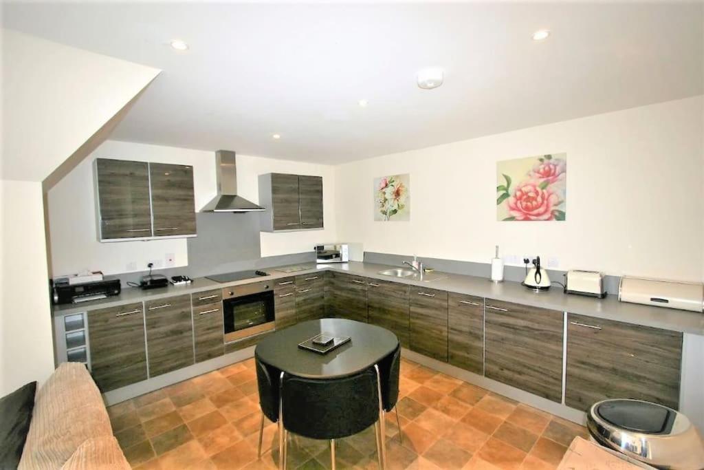 Beautiful Loch Side Apartment With Panoramic Views Fort William Exteriör bild